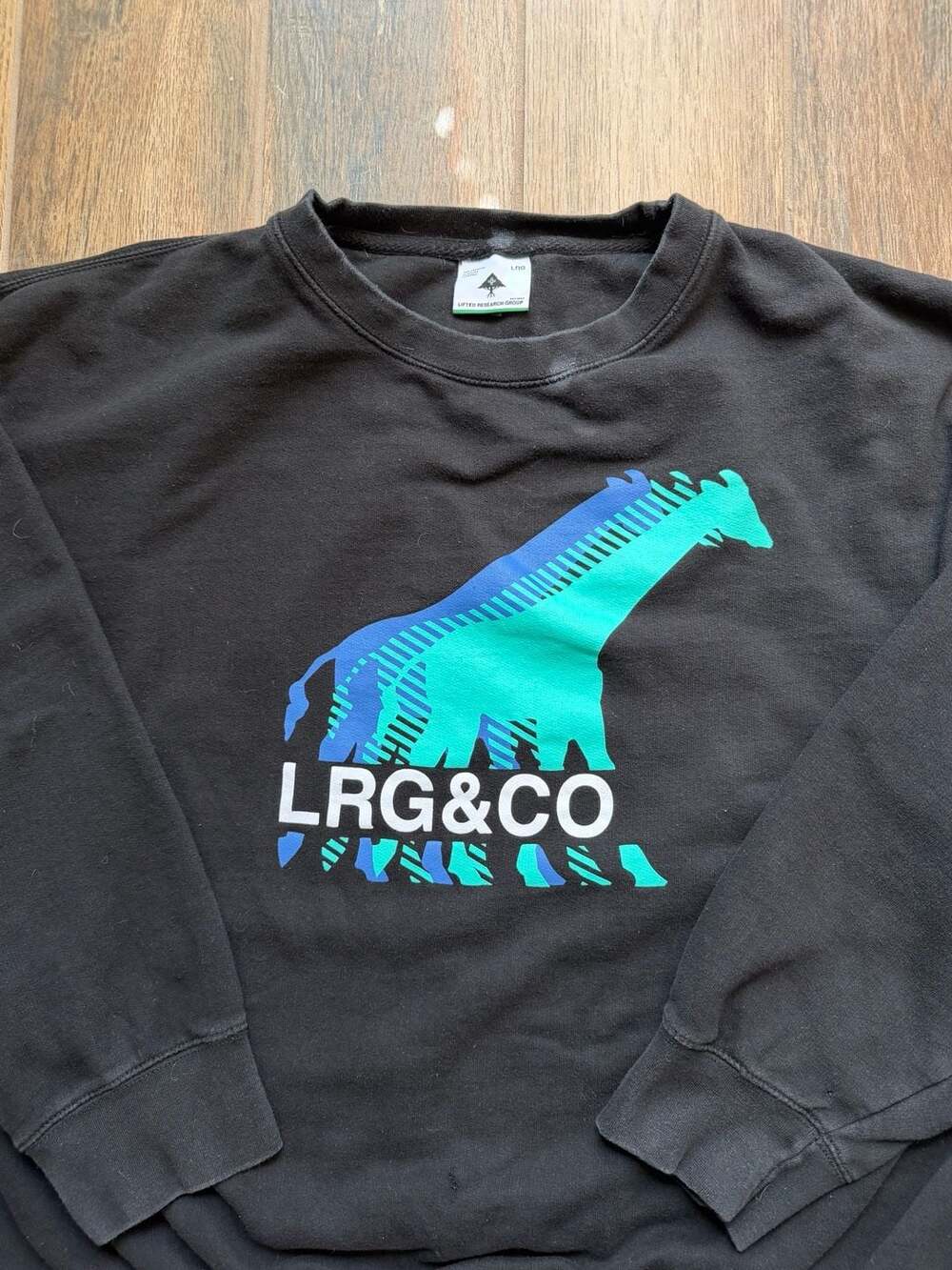 Lrg Crewneck Sweatshirt Size L Black Giraffe Logo